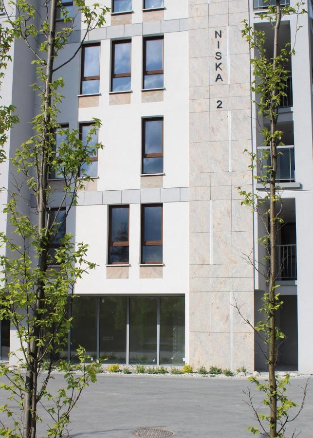 Apartament Black-Niska Z Garazem Podziemnym Kielce Exterior photo